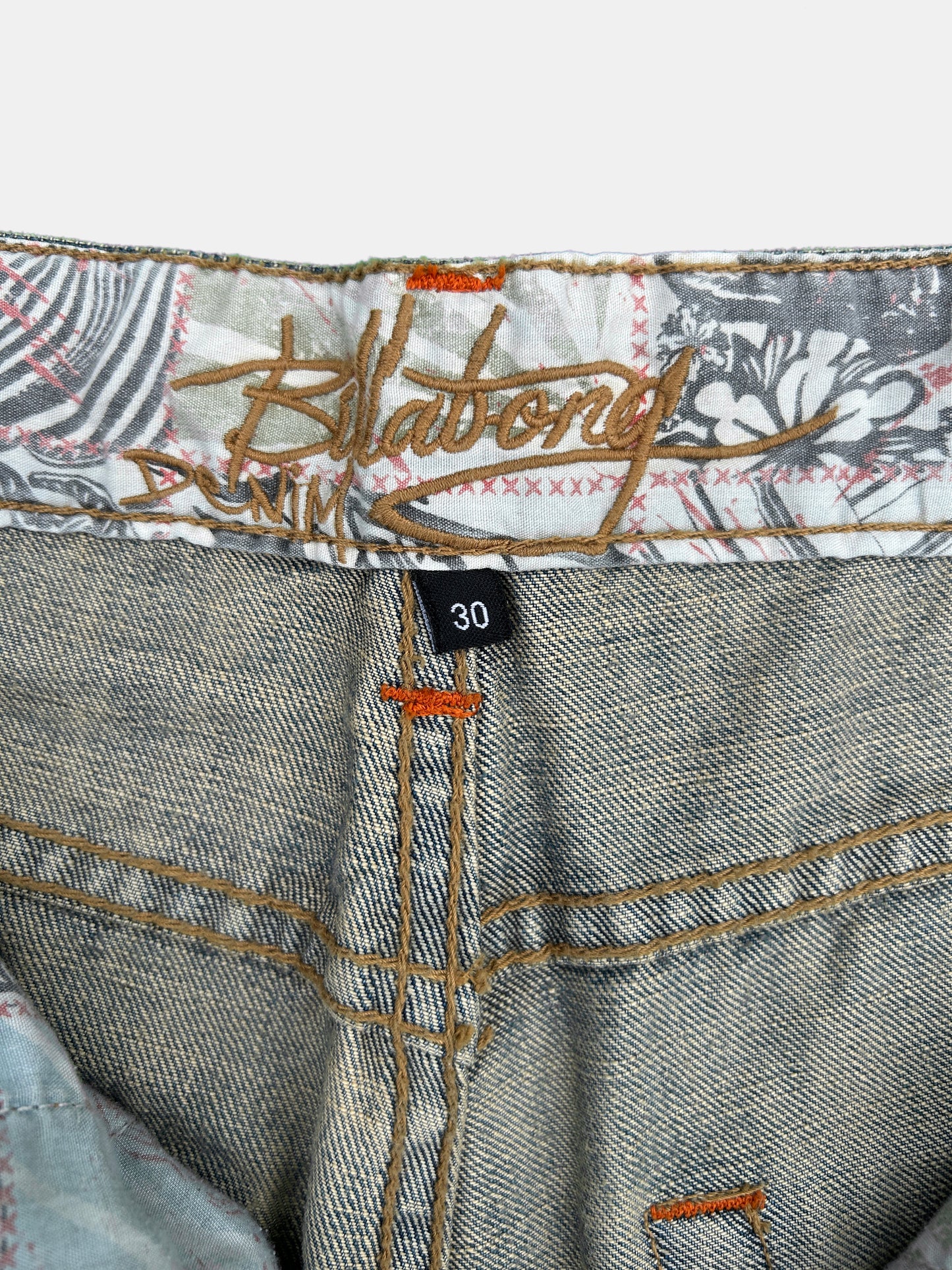 [billabong] orange embroidered light-wash jeans